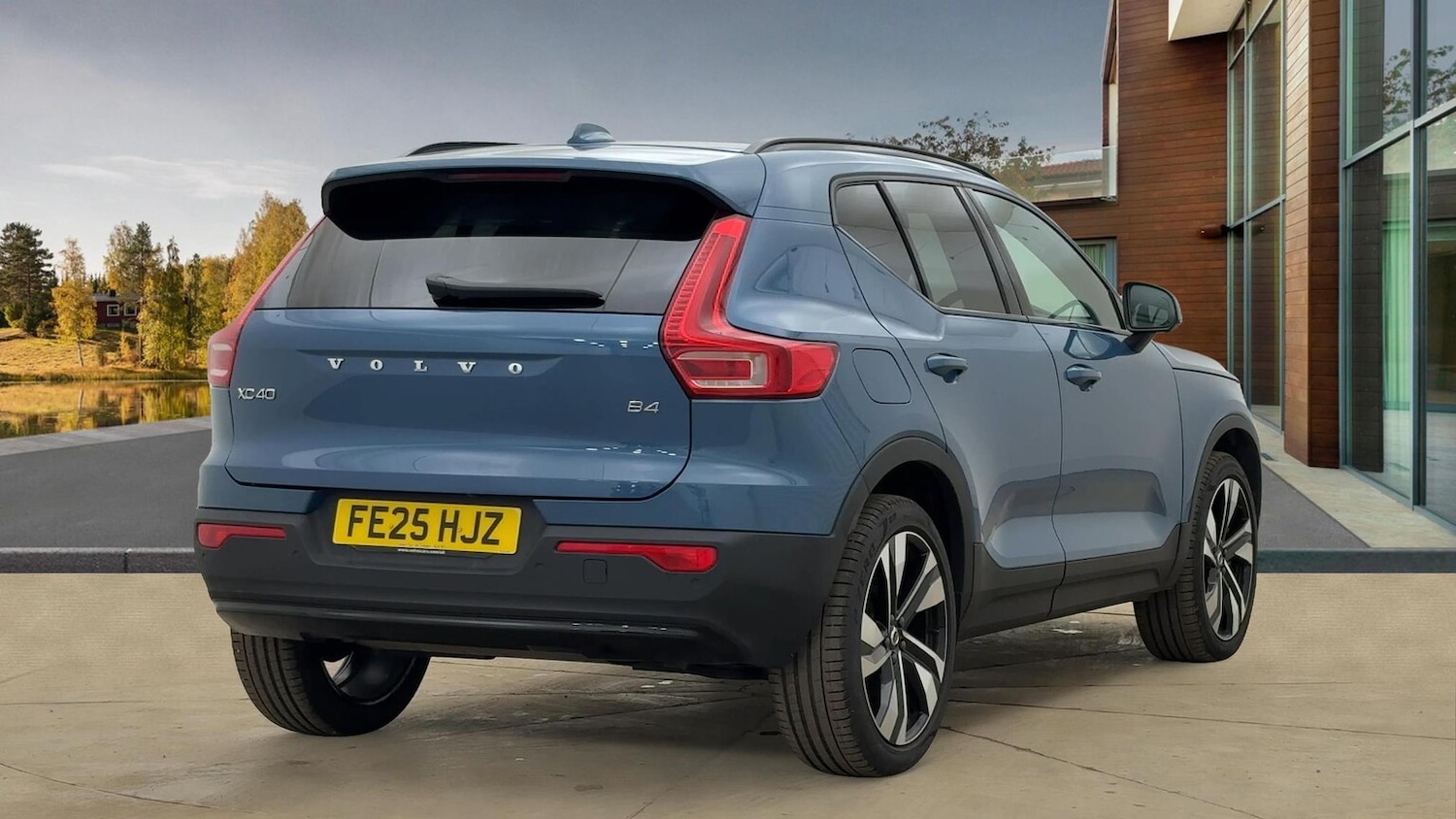 Used Volvo XC40 2025 for sale - 76422374: Photo 3