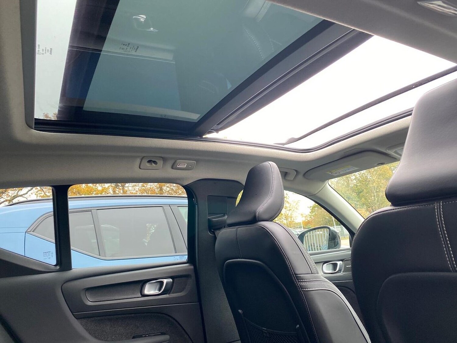 Used Volvo XC40 2025 for sale - 76422374: Photo 32