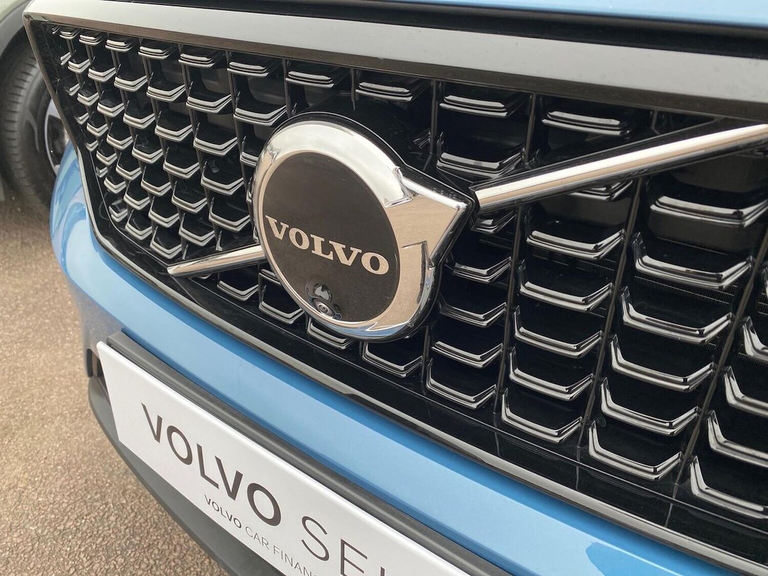 Used Volvo XC40 2025 for sale - 76422374: Photo 33