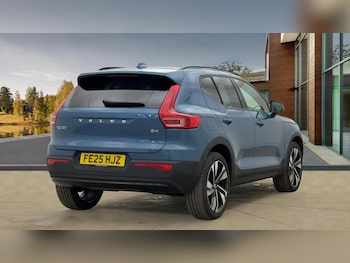 Used Volvo XC40 2025 for sale - 76422374: Photo