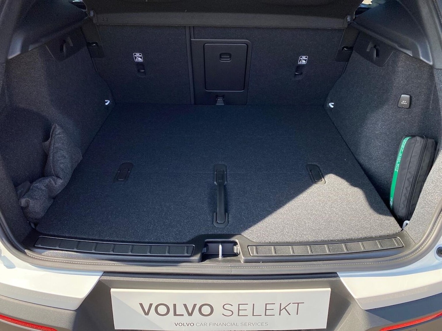 Used Volvo XC40 2025 for sale - 77522167: Photo 17