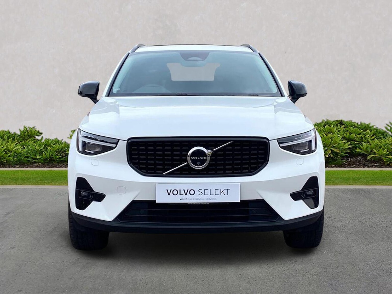 Used Volvo XC40 2024 for sale - 77487524: Photo 5