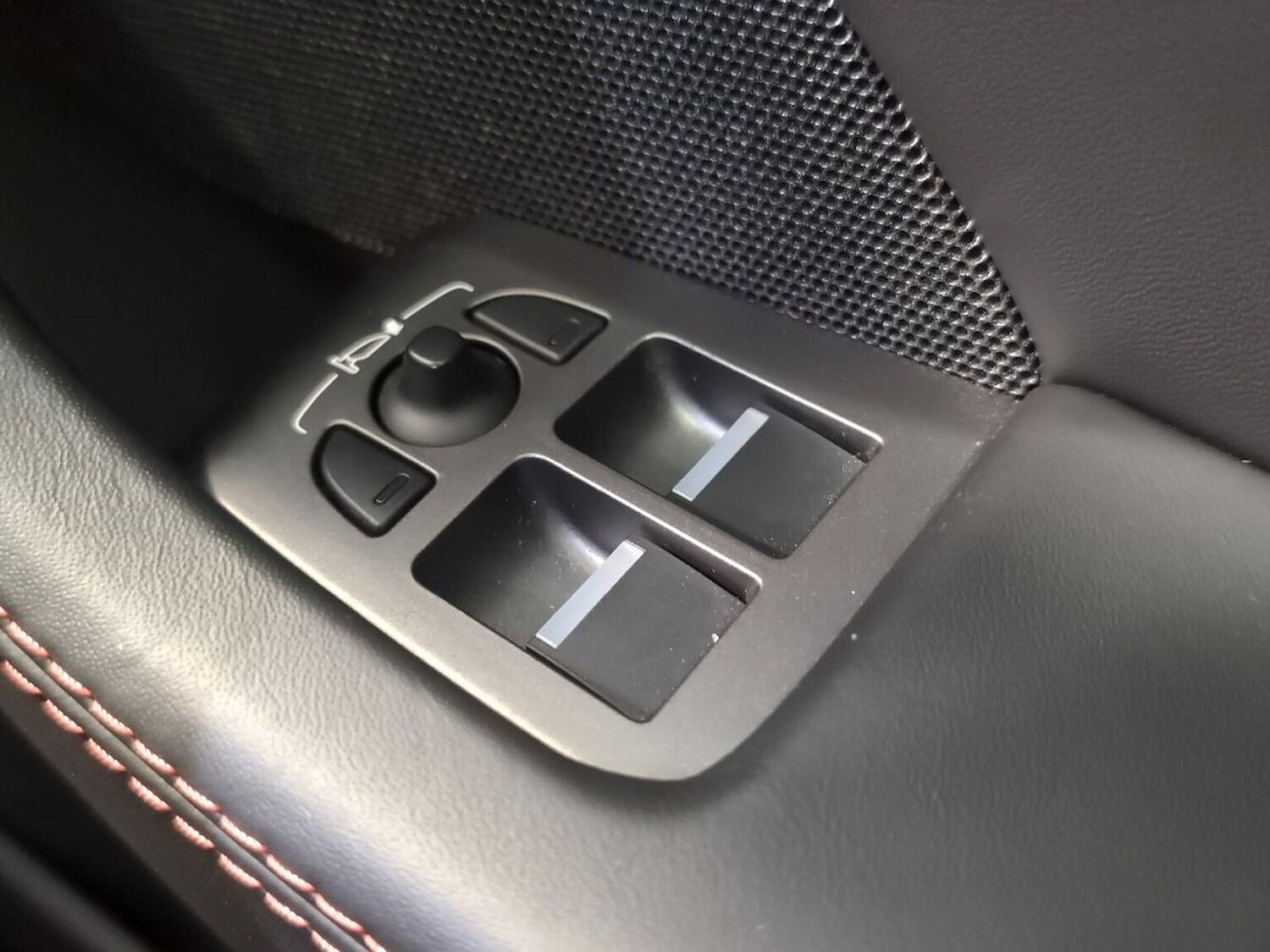 Used Jaguar F-Type 2019 for sale - 76735553: Photo 21