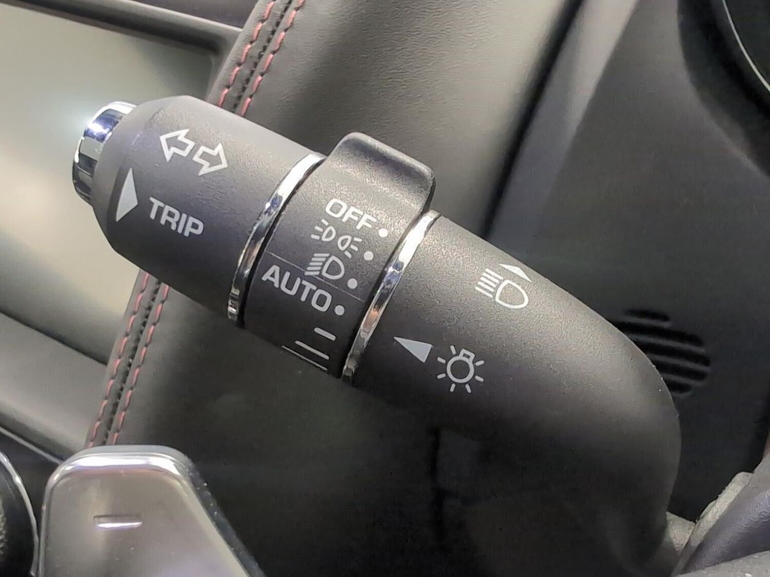 Used Jaguar F-Type 2019 for sale - 76735553: Photo 29