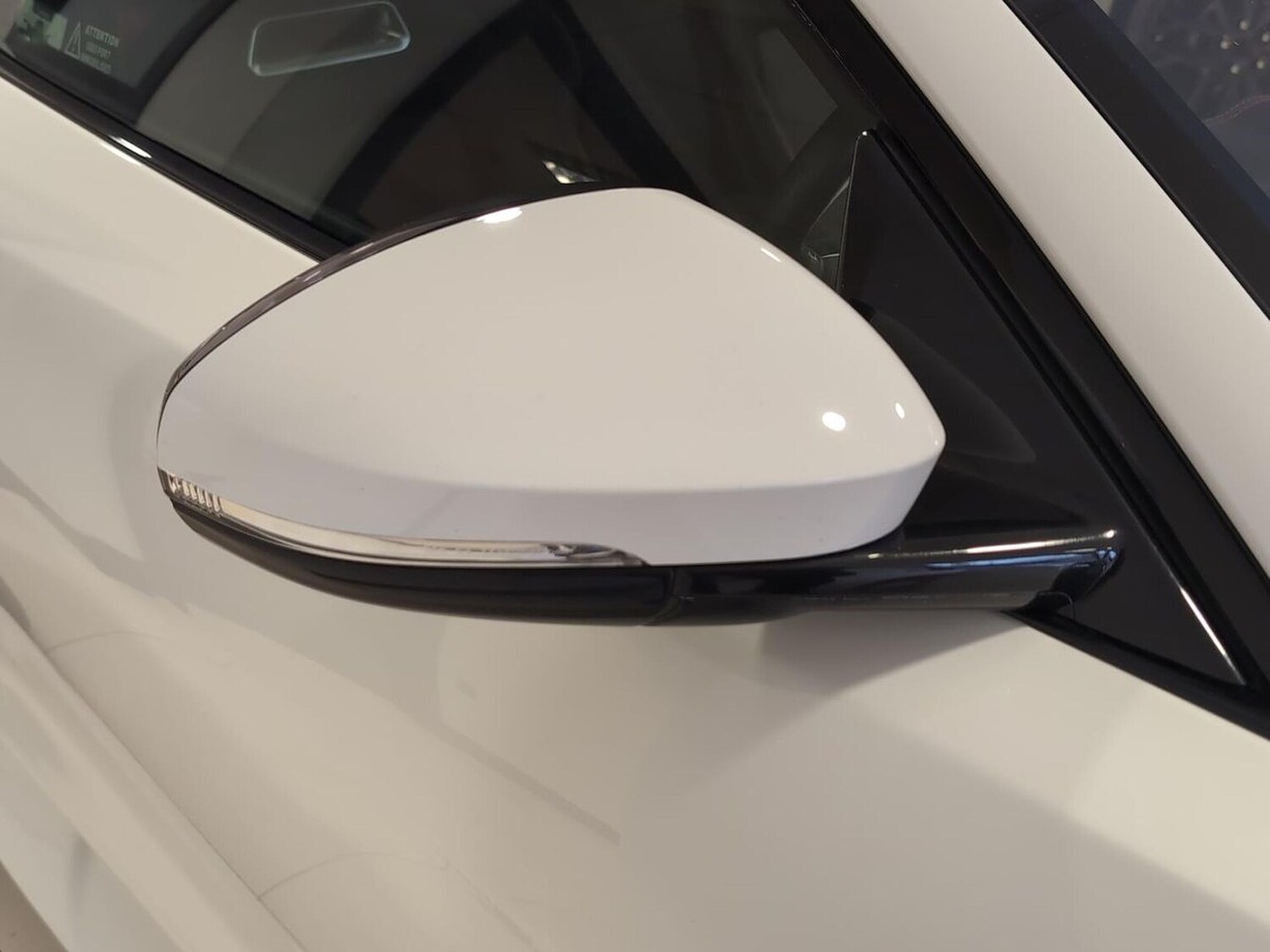 Used Jaguar F-Type 2019 for sale - 76735553: Photo 38