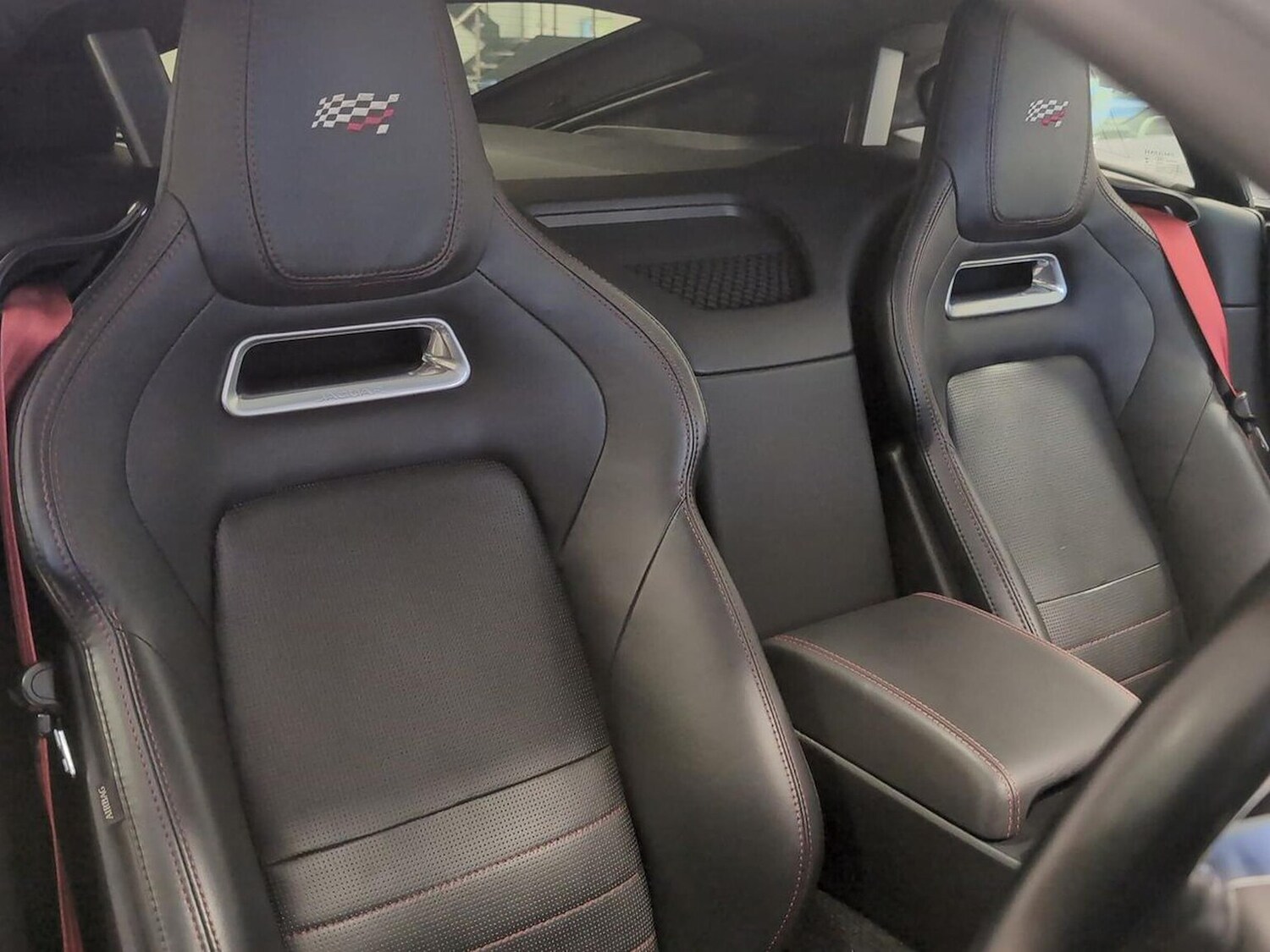 Used Jaguar F-Type 2019 for sale - 76735553: Photo 42