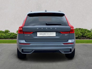 Used Volvo XC60 2024 for sale - 75505220: Photo