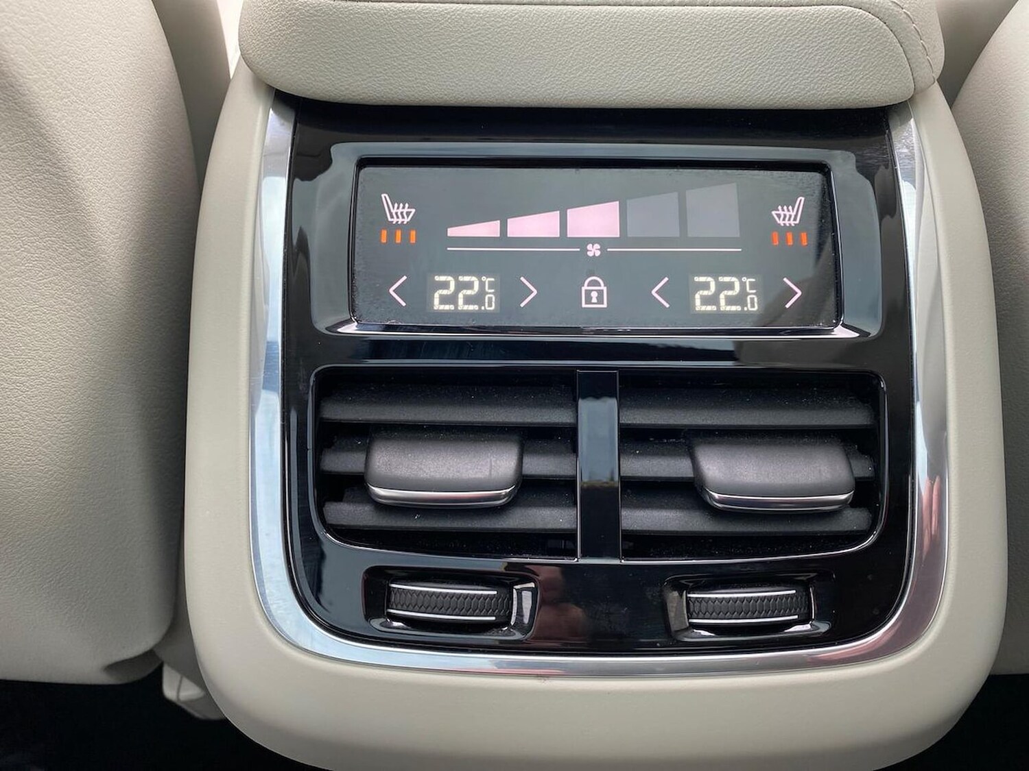 Used Volvo XC60 2025 for sale - 78194005: Photo 42