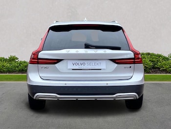 Used Volvo V90 2021 for sale - 75505363: Photo