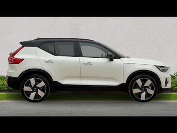 Used Volvo XC40 2023 for sale - 78373683: Photo