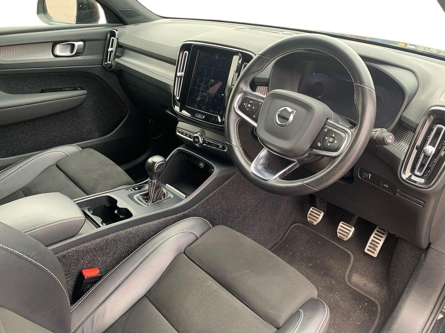 Used Volvo XC40 2021 for sale - 75957070: Photo 15