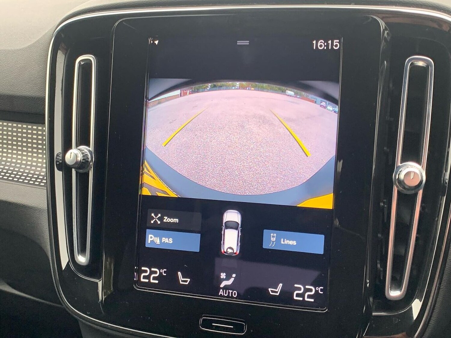 Used Volvo XC40 2021 for sale - 75957070: Photo 23