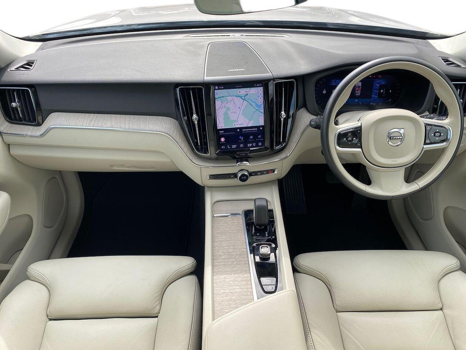 Used Volvo XC60 2023 for sale - 78193838: Photo 10