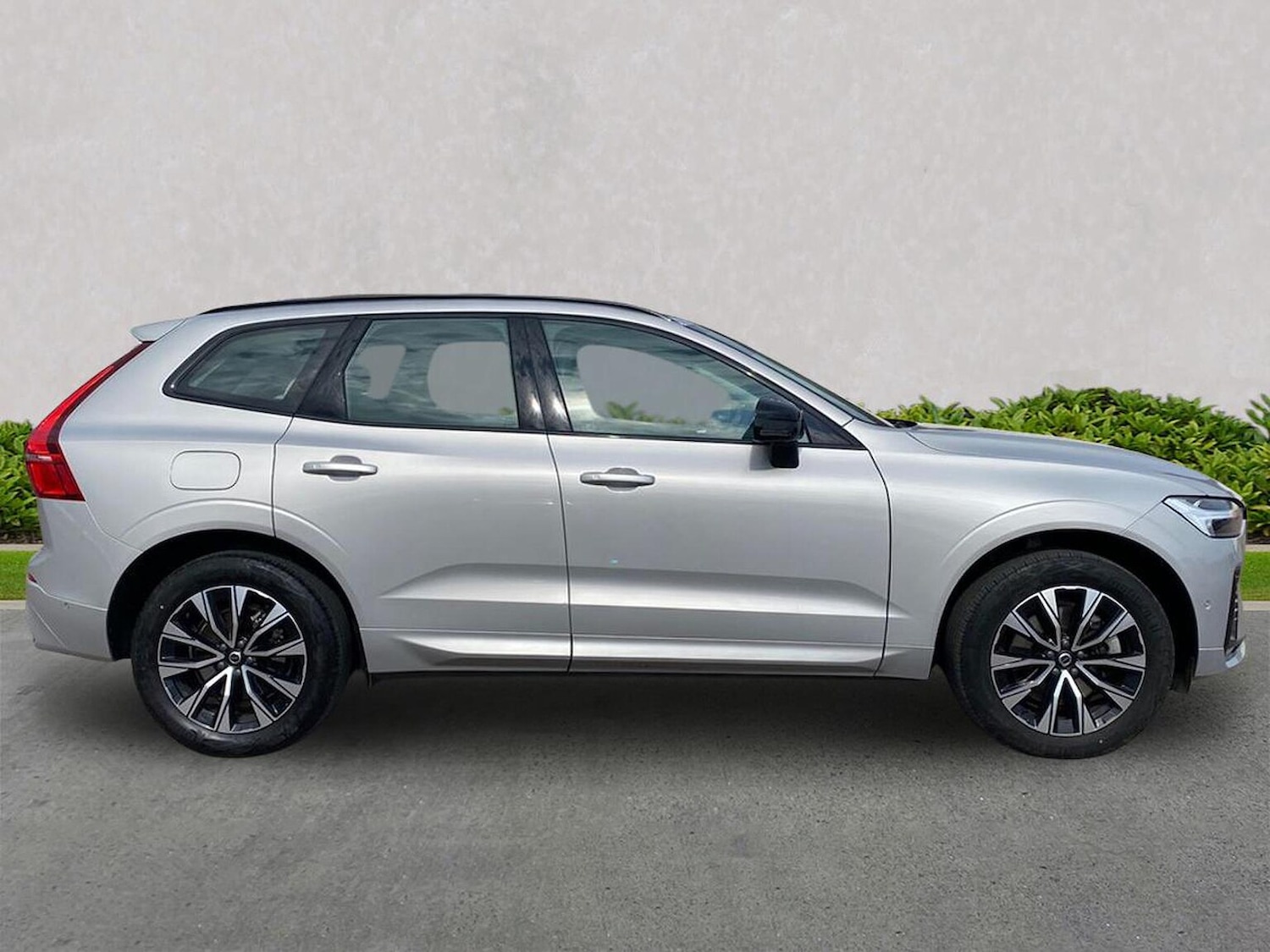 Used Volvo XC60 2023 for sale - 78193838: Photo 5
