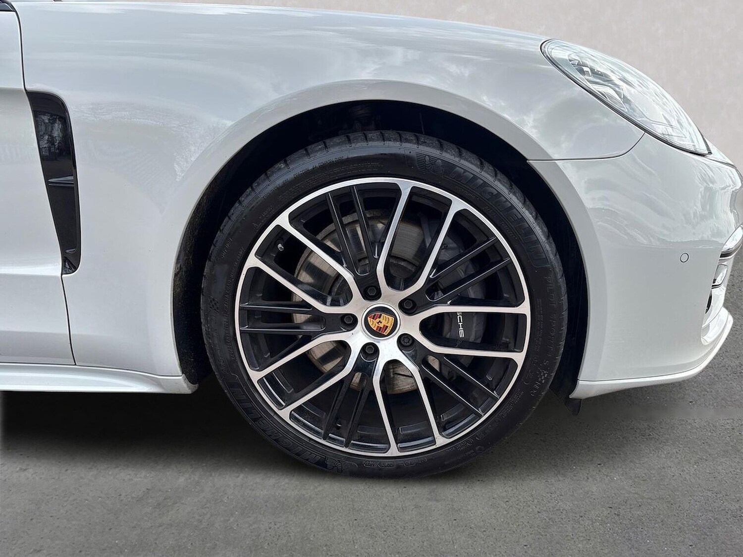 Used Porsche Panamera 2023 for sale - 78193979: Photo 6