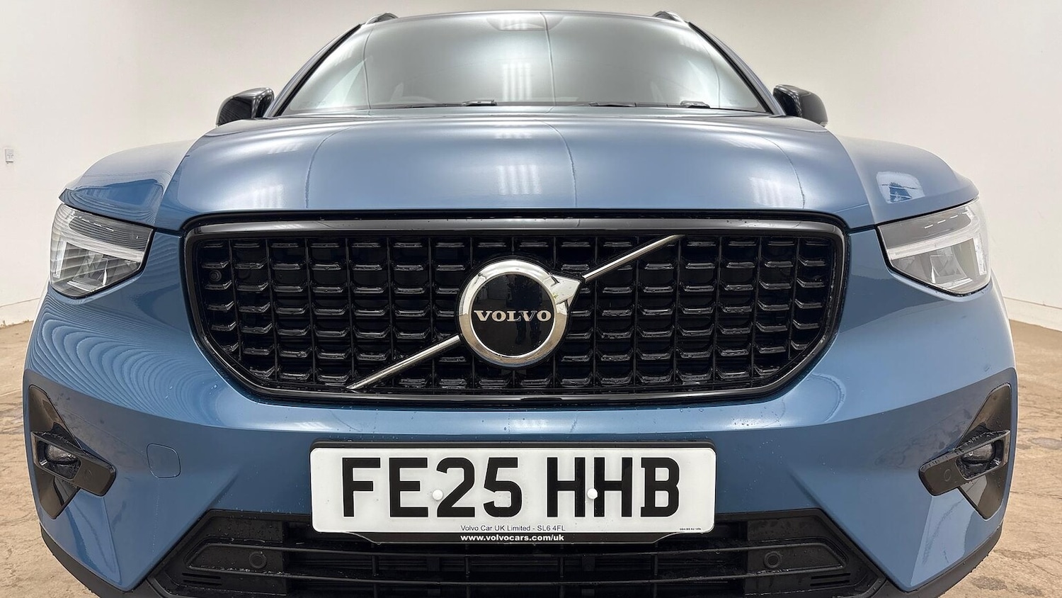 Used Volvo XC40 2025 for sale - 76422369: Photo 19