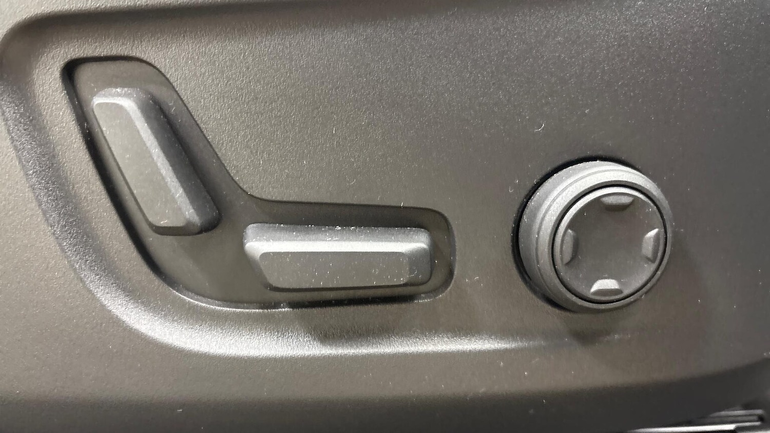 Used Volvo XC40 2025 for sale - 76422369: Photo 23