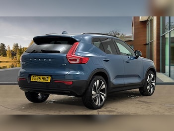 Used Volvo XC40 2025 for sale - 76422369: Photo