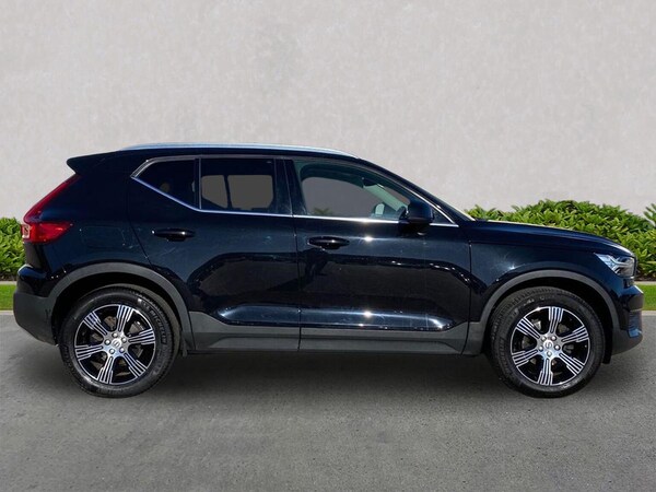 Used Volvo XC40 2021 for sale - 76187189: Photo 3
