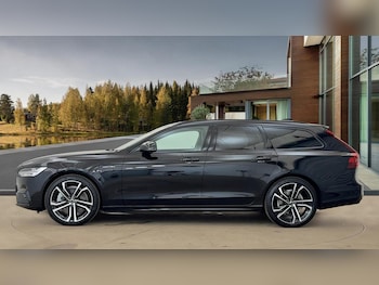 Used Volvo V90 2024 for sale - 75604385: Photo