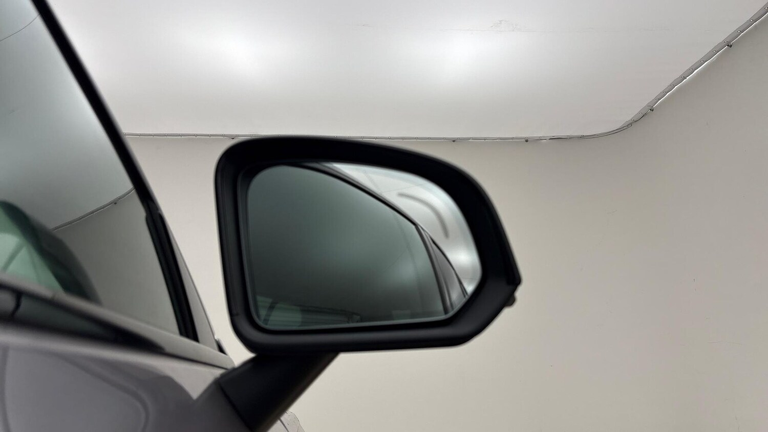 Used Volvo XC40 2025 for sale - 77715398: Photo 38