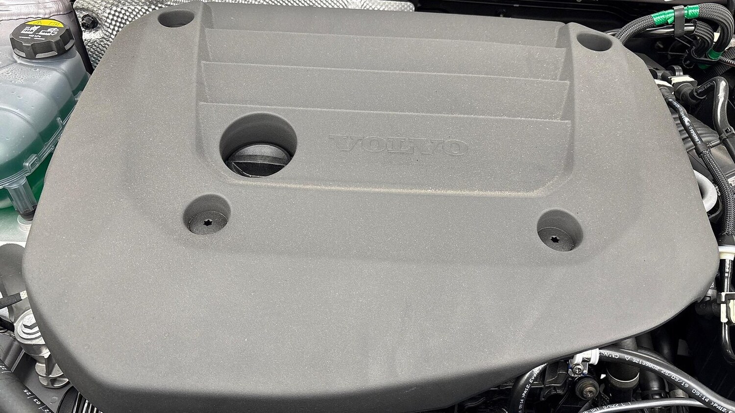 Used Volvo XC40 2025 for sale - 77715398: Photo 39