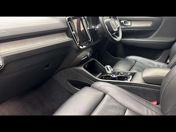 Used Volvo XC40 2023 for sale - 78670732: Photo