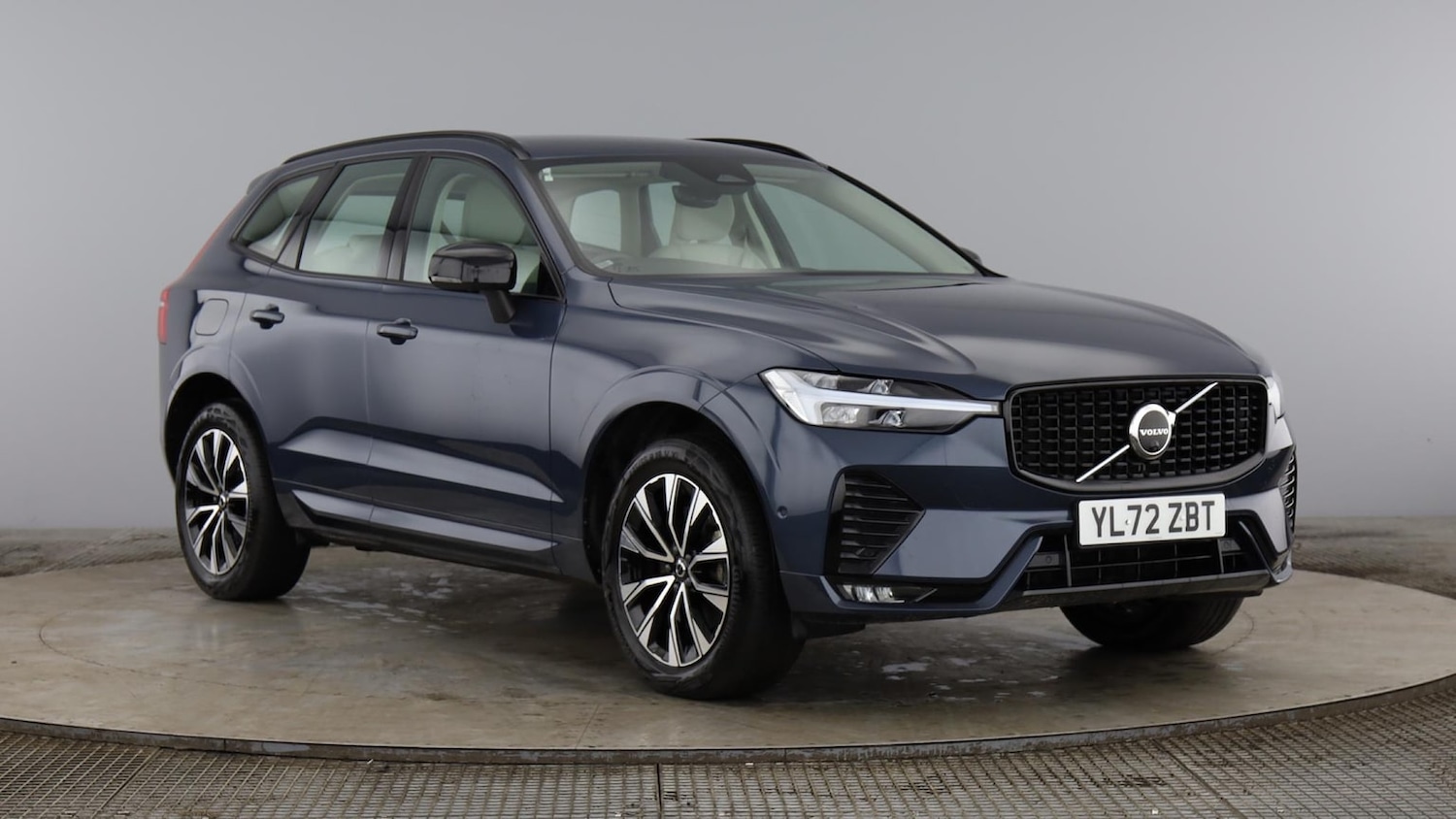 Used Volvo XC60 2023 for sale - 76374359: Photo 1