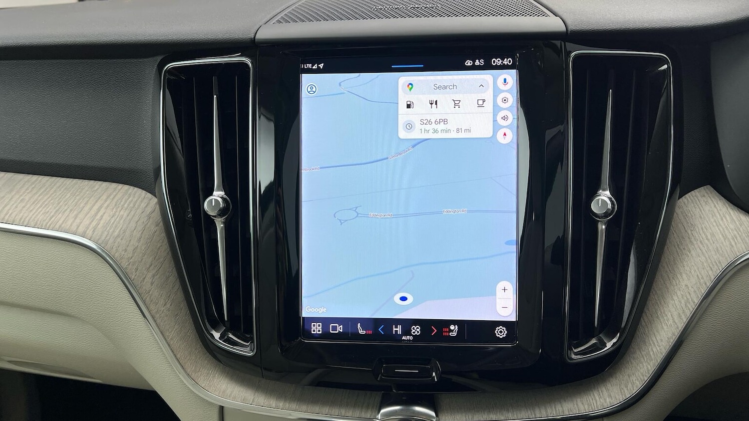 Used Volvo XC60 2023 for sale - 76374359: Photo 11