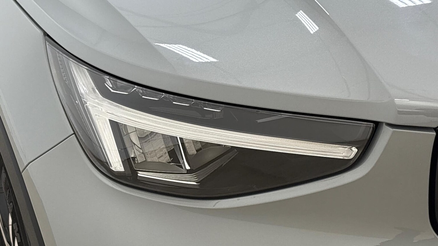 Used Volvo XC40 2023 for sale - 76422387: Photo 20