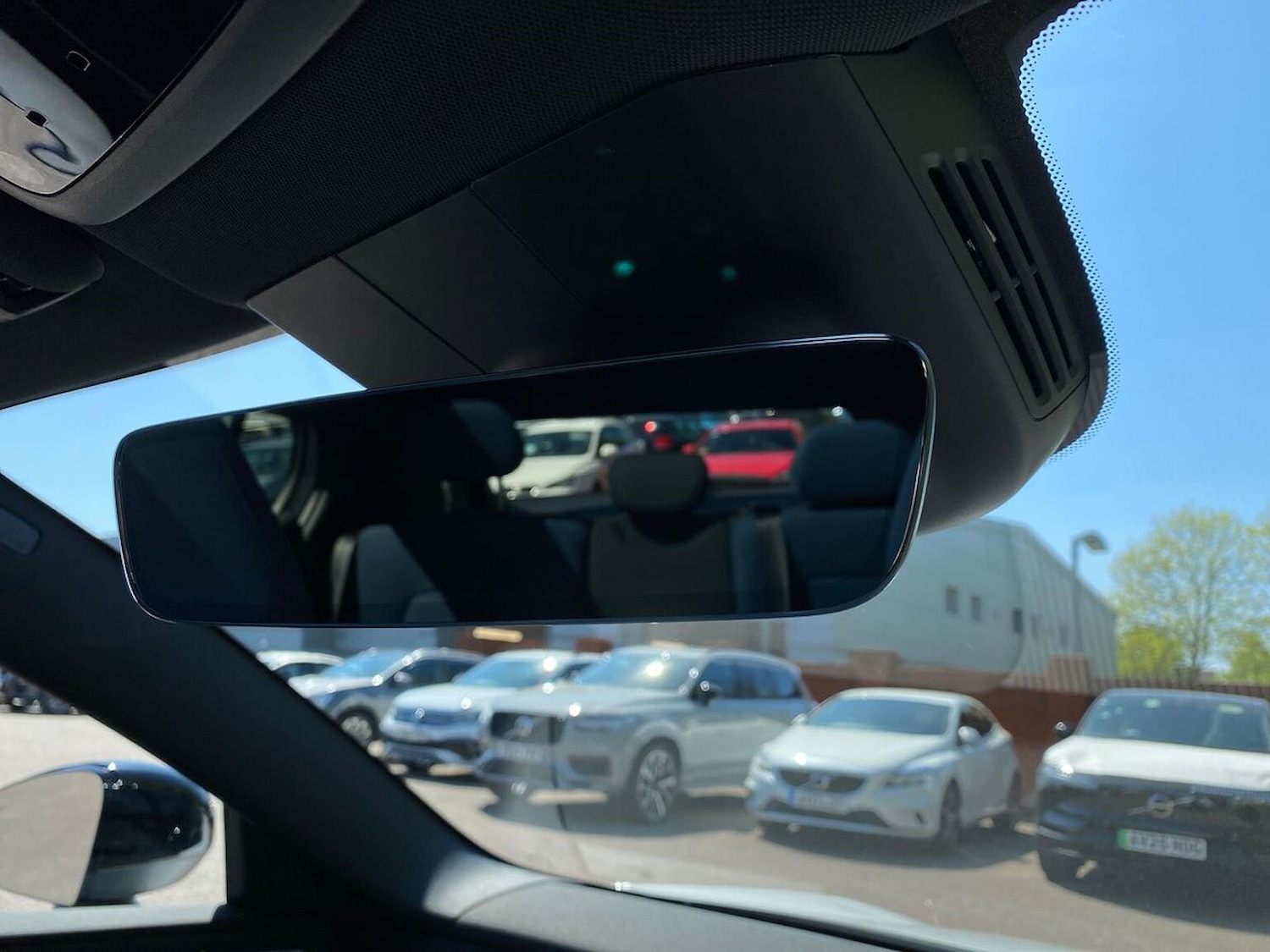 Used Volvo EX30 2025 for sale - 76497360: Photo 14