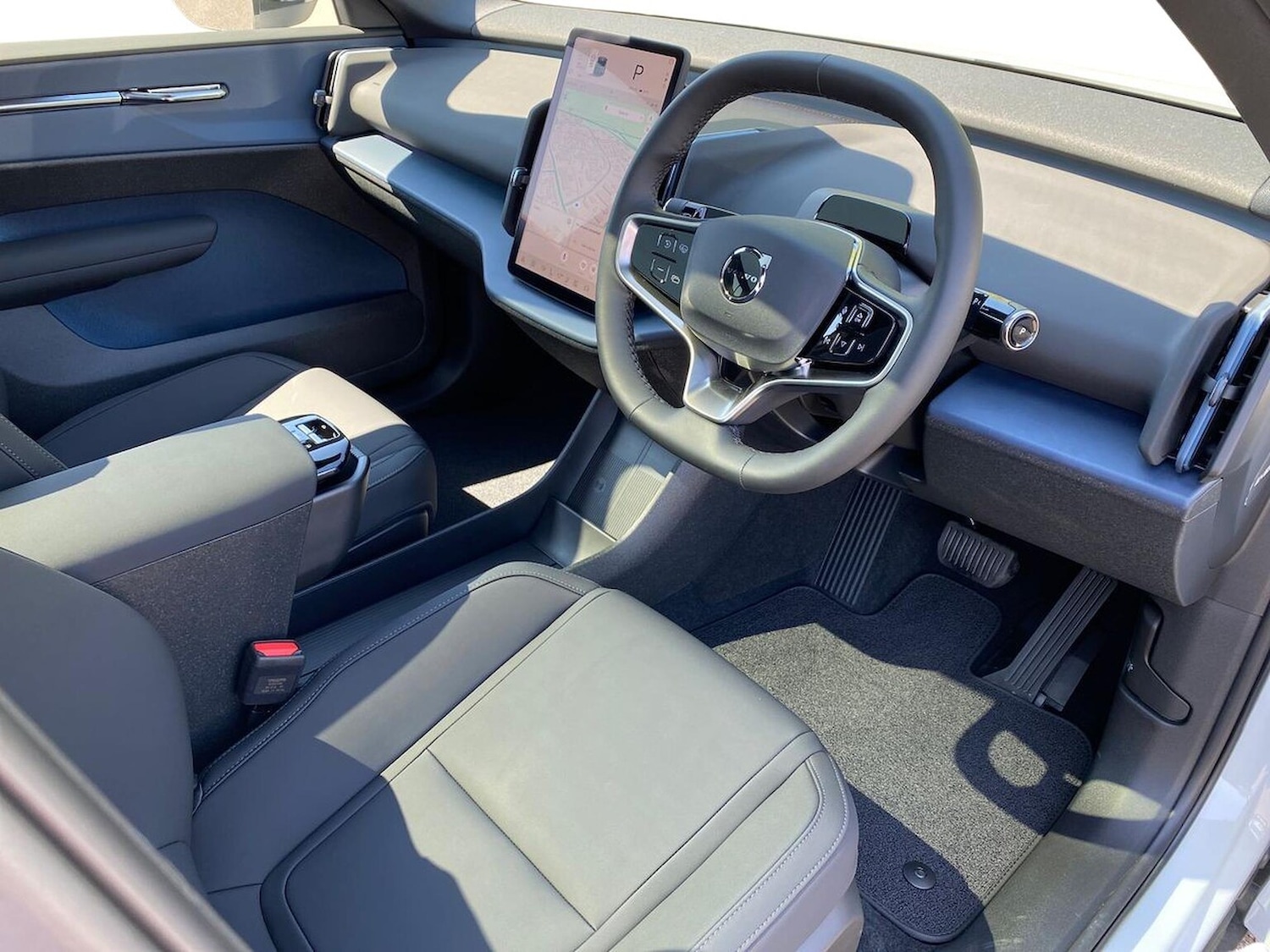 Used Volvo EX30 2025 for sale - 76497360: Photo 15