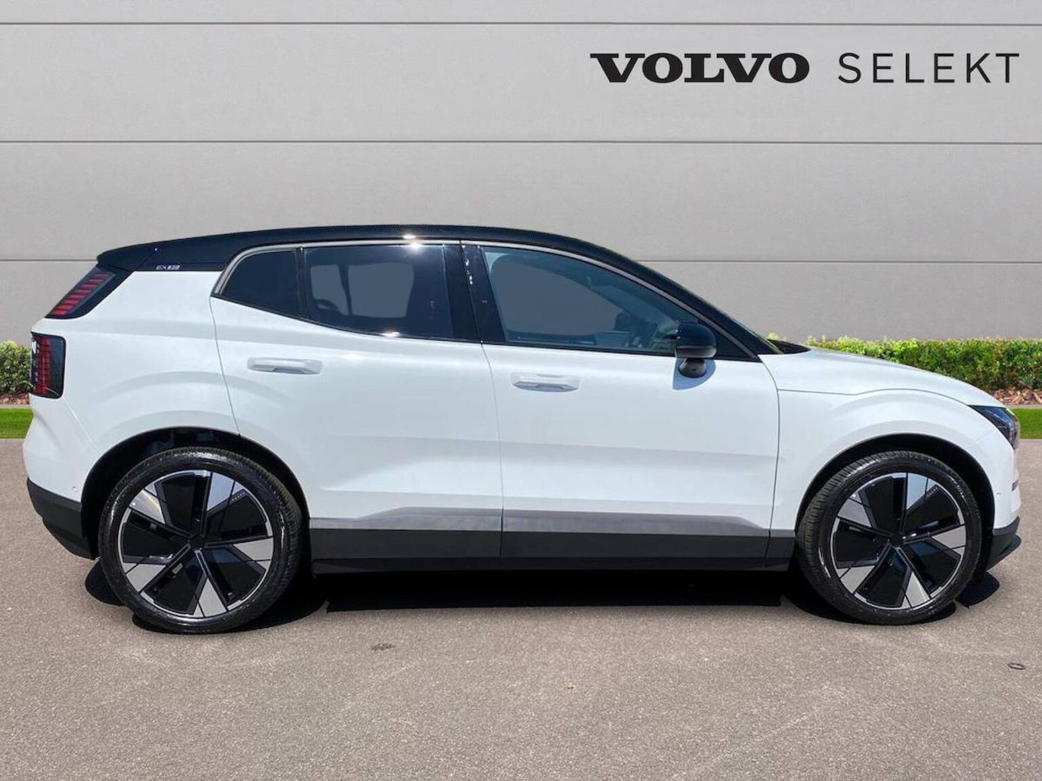 Used Volvo EX30 2025 for sale - 76497360: Photo 3