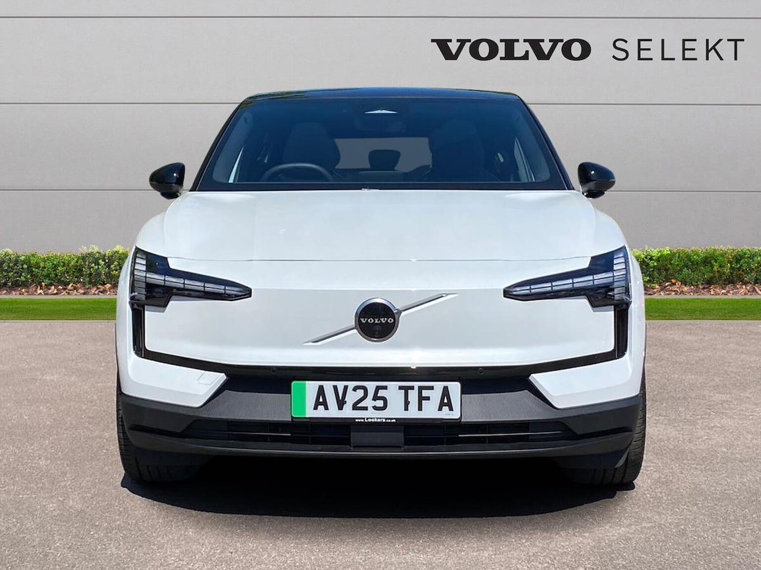 Used Volvo EX30 2025 for sale - 76497360: Photo 5