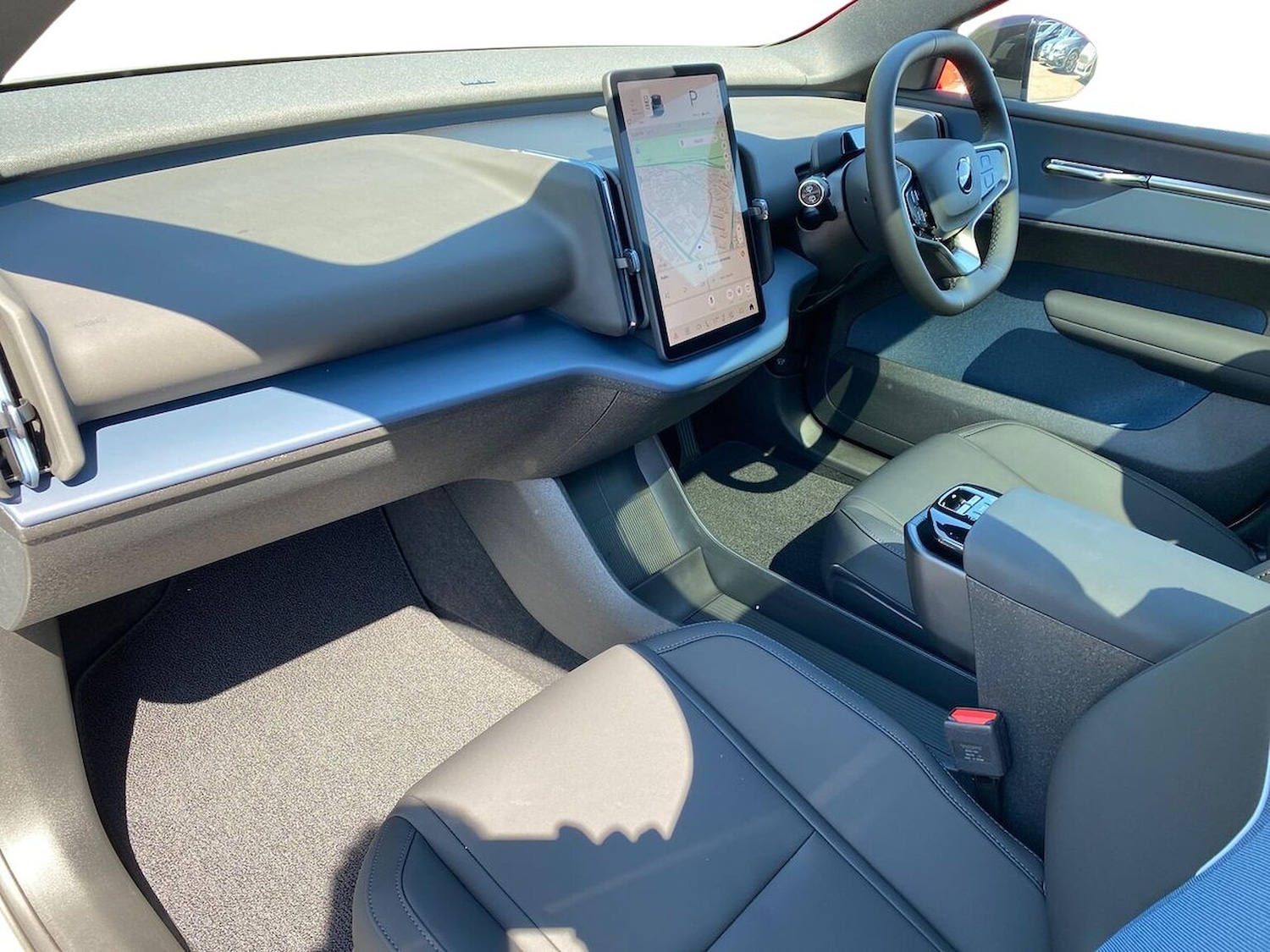 Used Volvo EX30 2025 for sale - 76497360: Photo 7