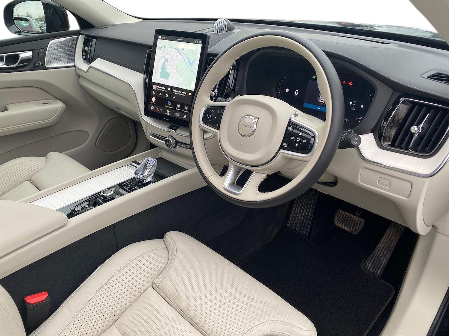 Used Volvo XC60 2025 for sale - 77901618: Photo 15