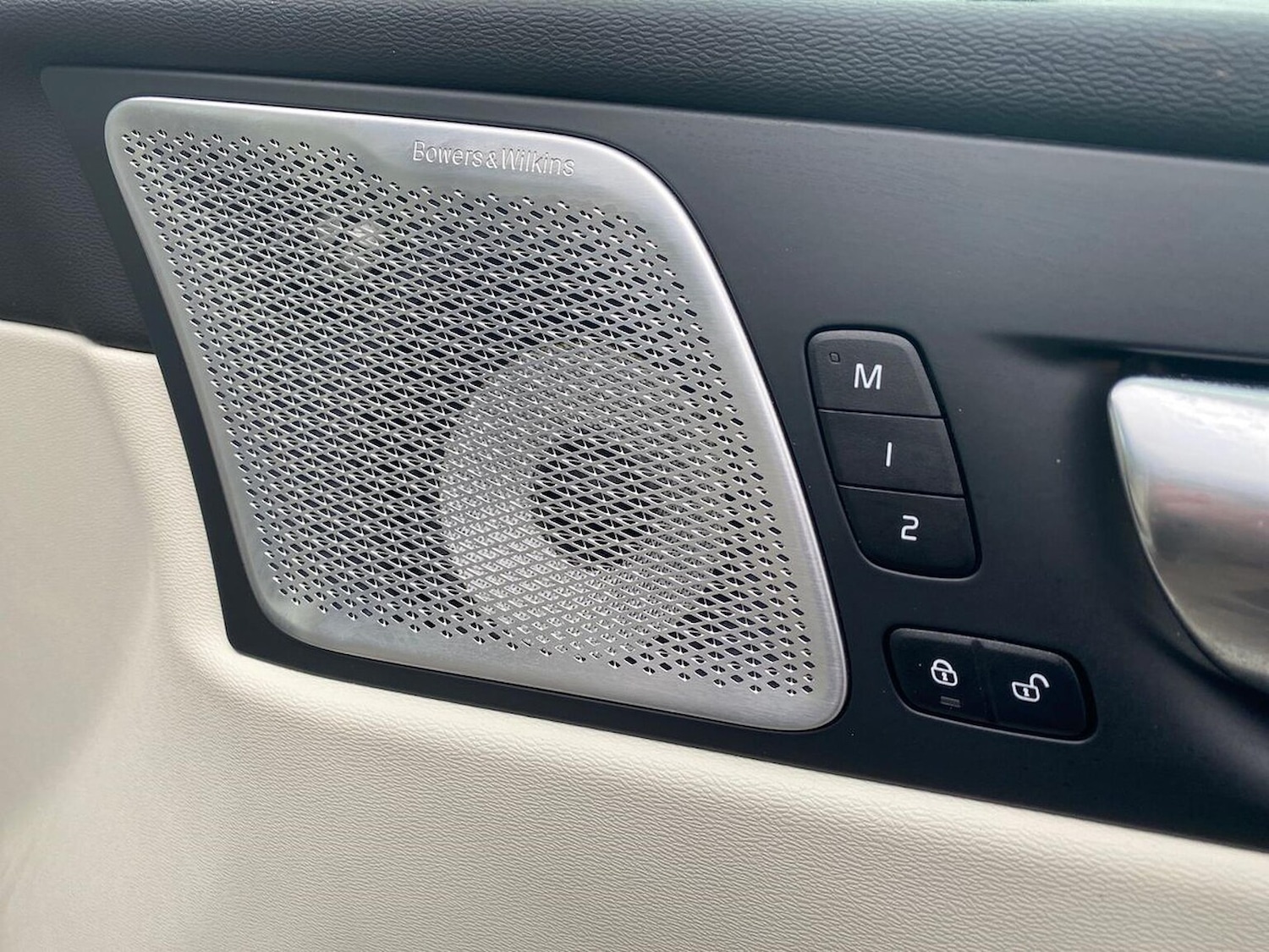 Used Volvo XC60 2025 for sale - 77901618: Photo 31