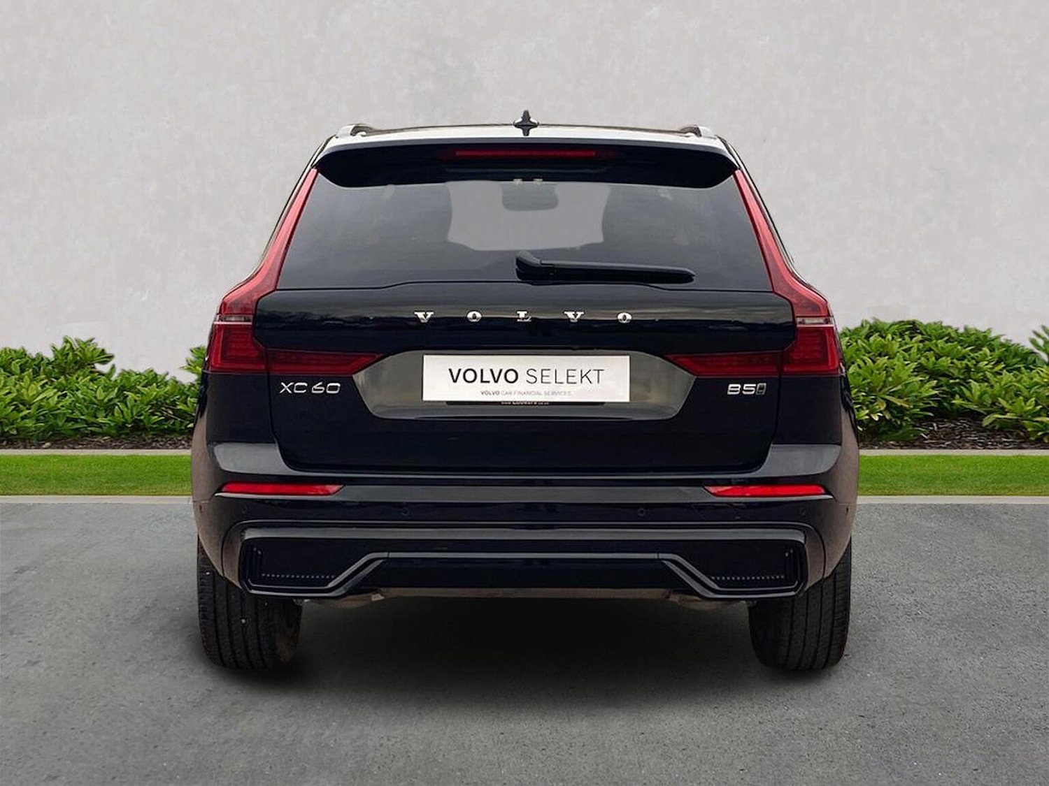 Used Volvo XC60 2025 for sale - 77901618: Photo 4