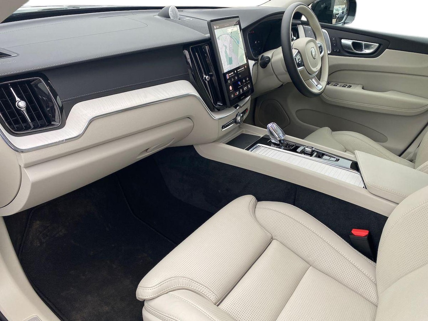 Used Volvo XC60 2025 for sale - 77901618: Photo 7