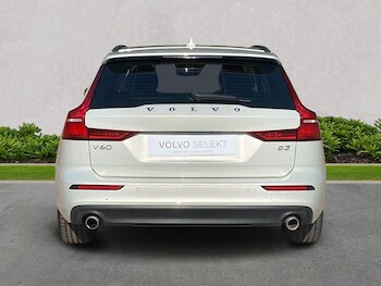 Used Volvo V60 2022 for sale - 75587320: Photo
