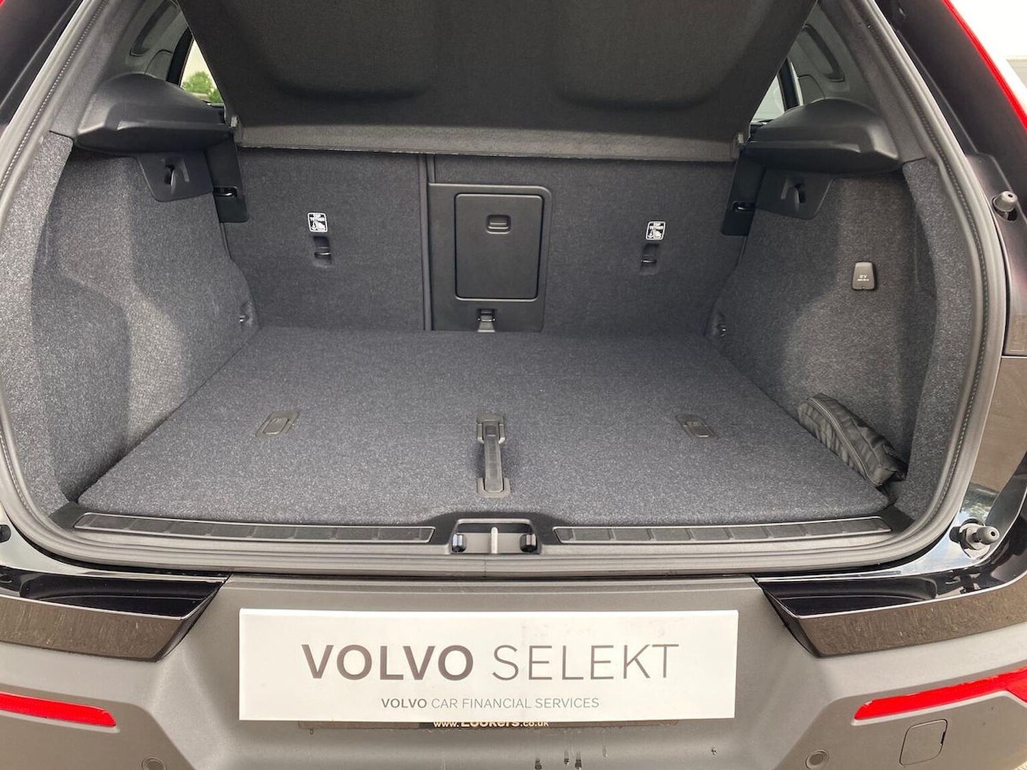 Used Volvo XC40 2025 for sale - 76091063: Photo 16