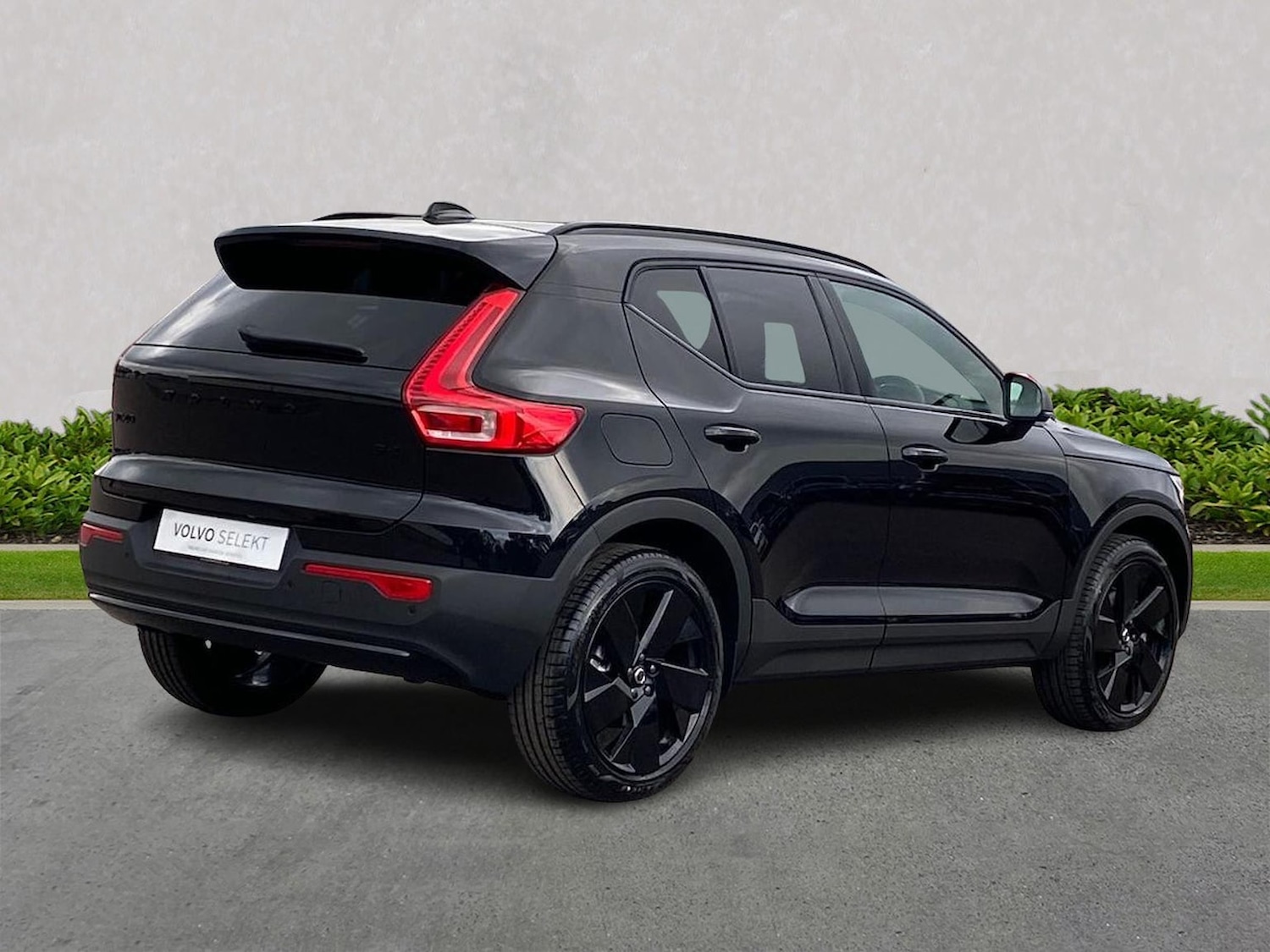 Used Volvo XC40 2025 for sale - 76091063: Photo 17