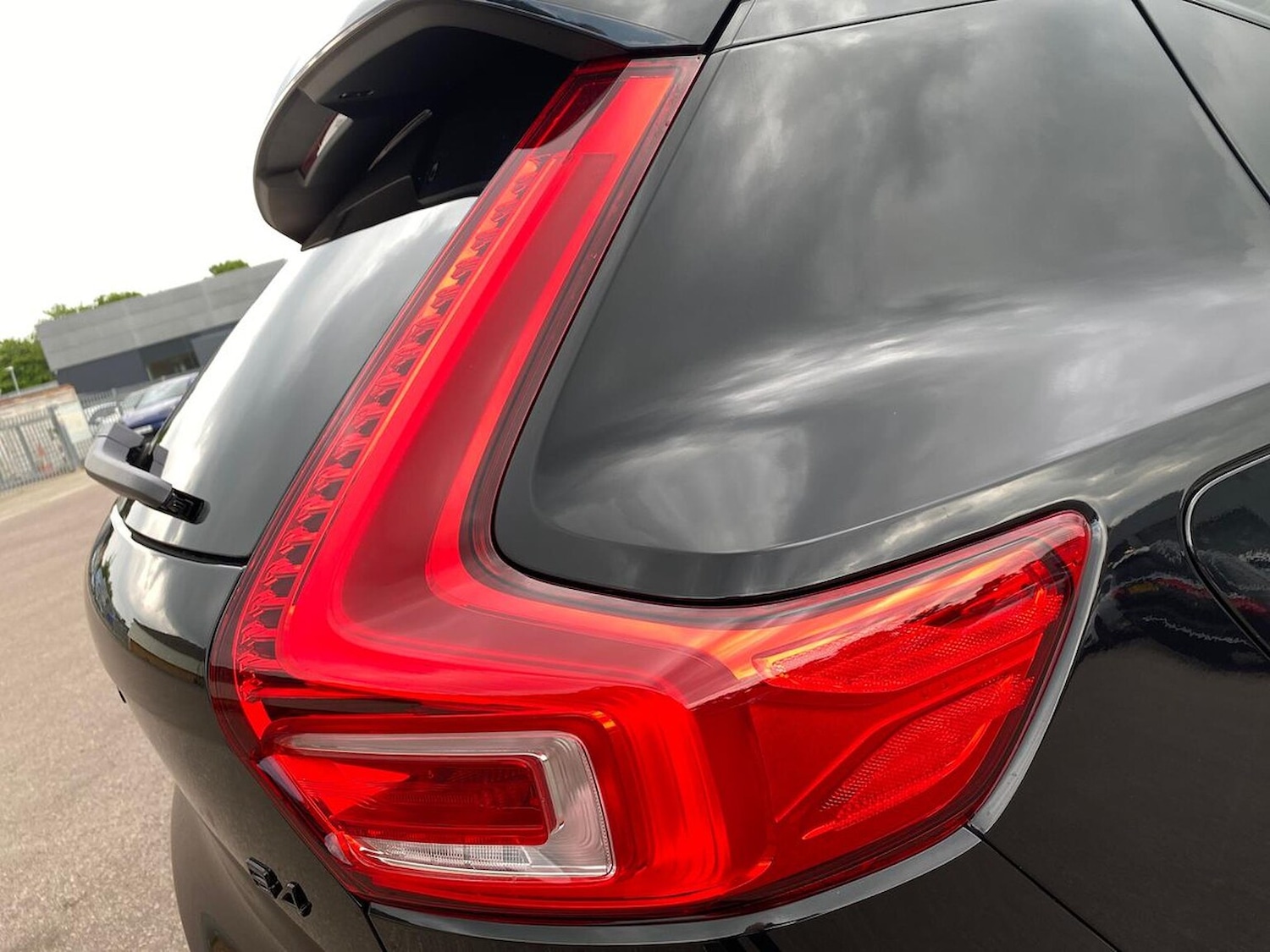 Used Volvo XC40 2025 for sale - 76091063: Photo 31