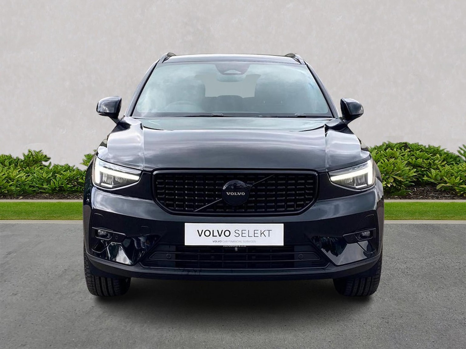 Used Volvo XC40 2025 for sale - 76091063: Photo 5