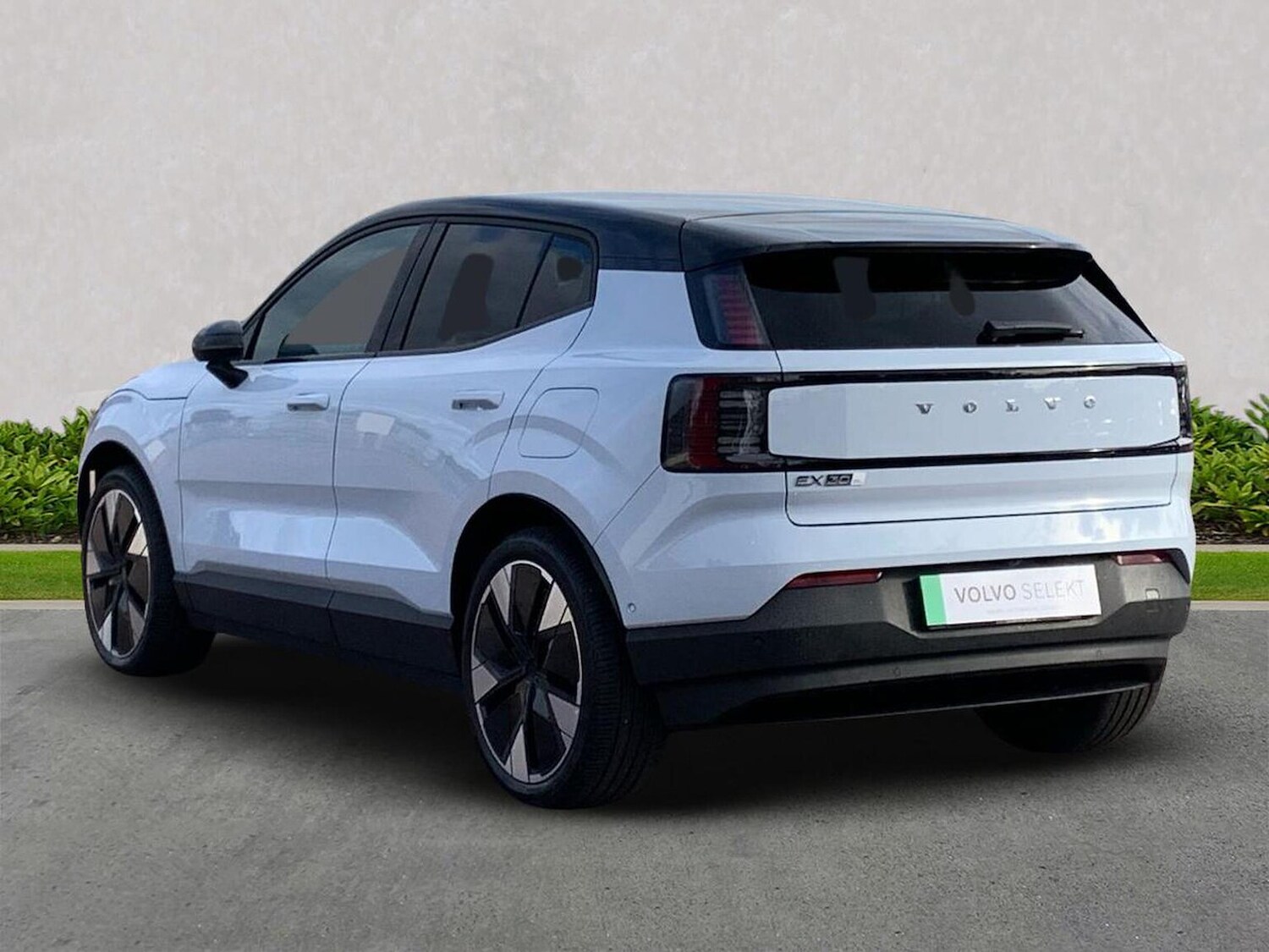 Used Volvo EX30 2025 for sale - 76181434: Photo 2