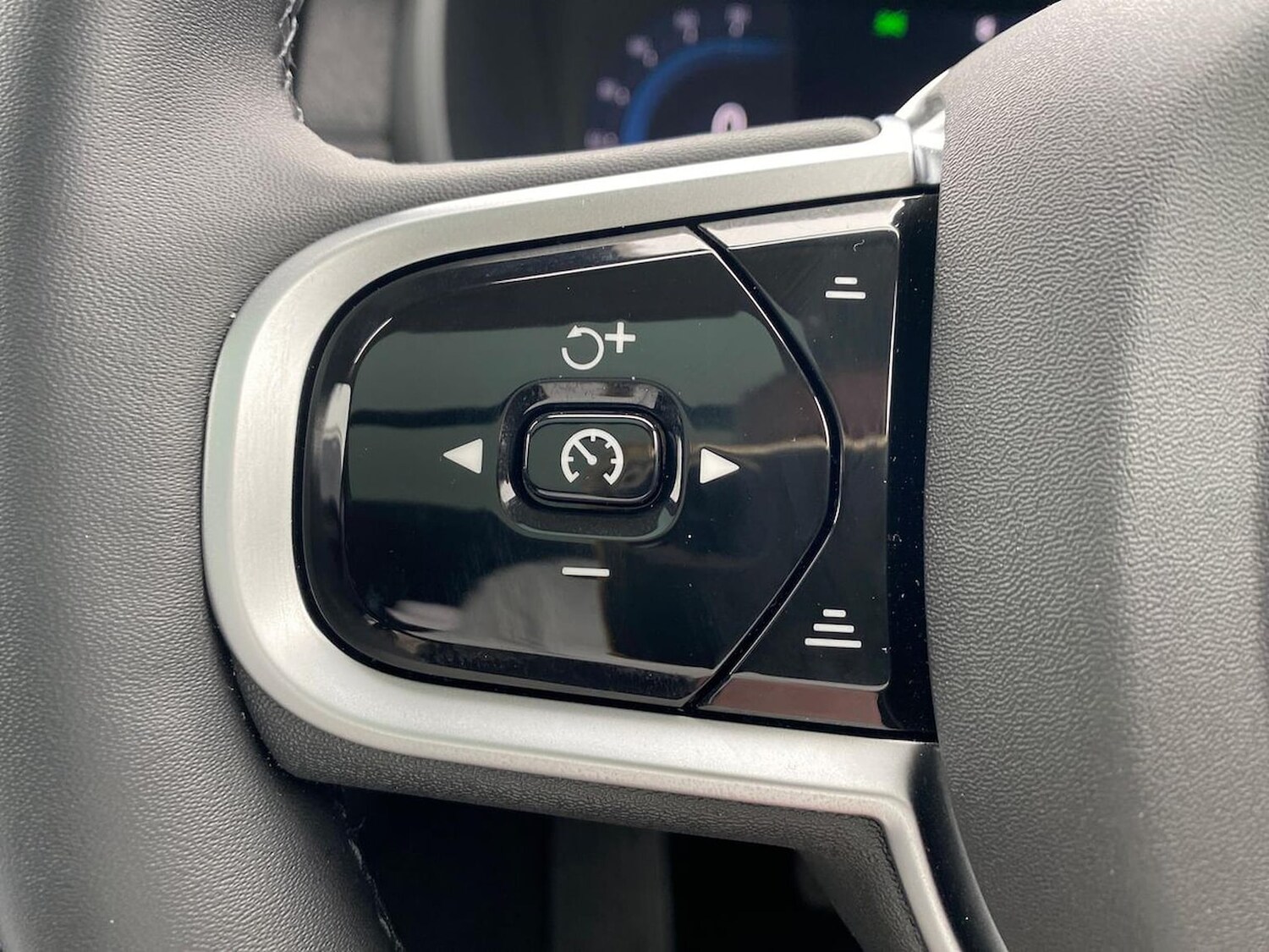 Used Volvo XC90 2025 for sale - 77802101: Photo 27