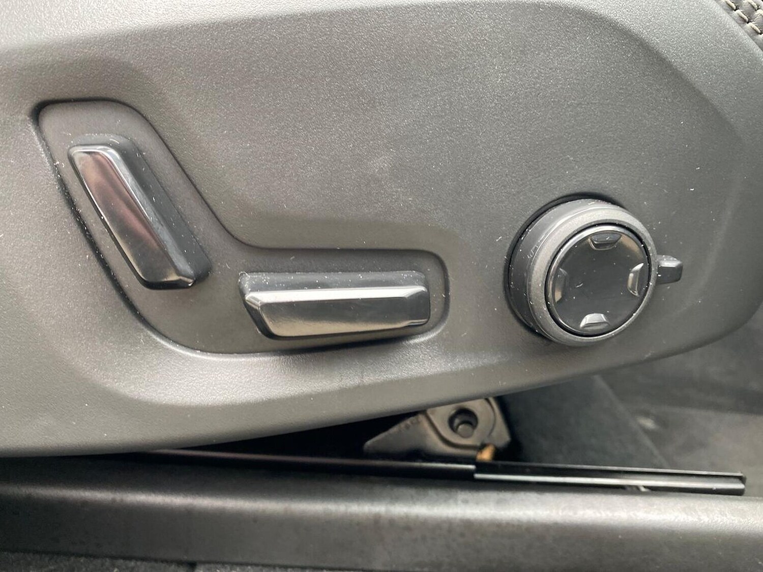 Used Volvo XC90 2025 for sale - 77802101: Photo 30