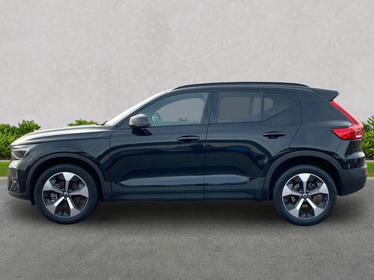 Used Volvo XC40 2024 for sale - 76543045: Photo 21