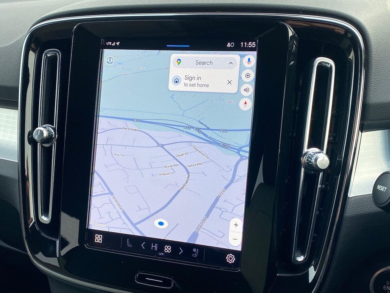 Used Volvo XC40 2024 for sale - 76543045: Photo 26