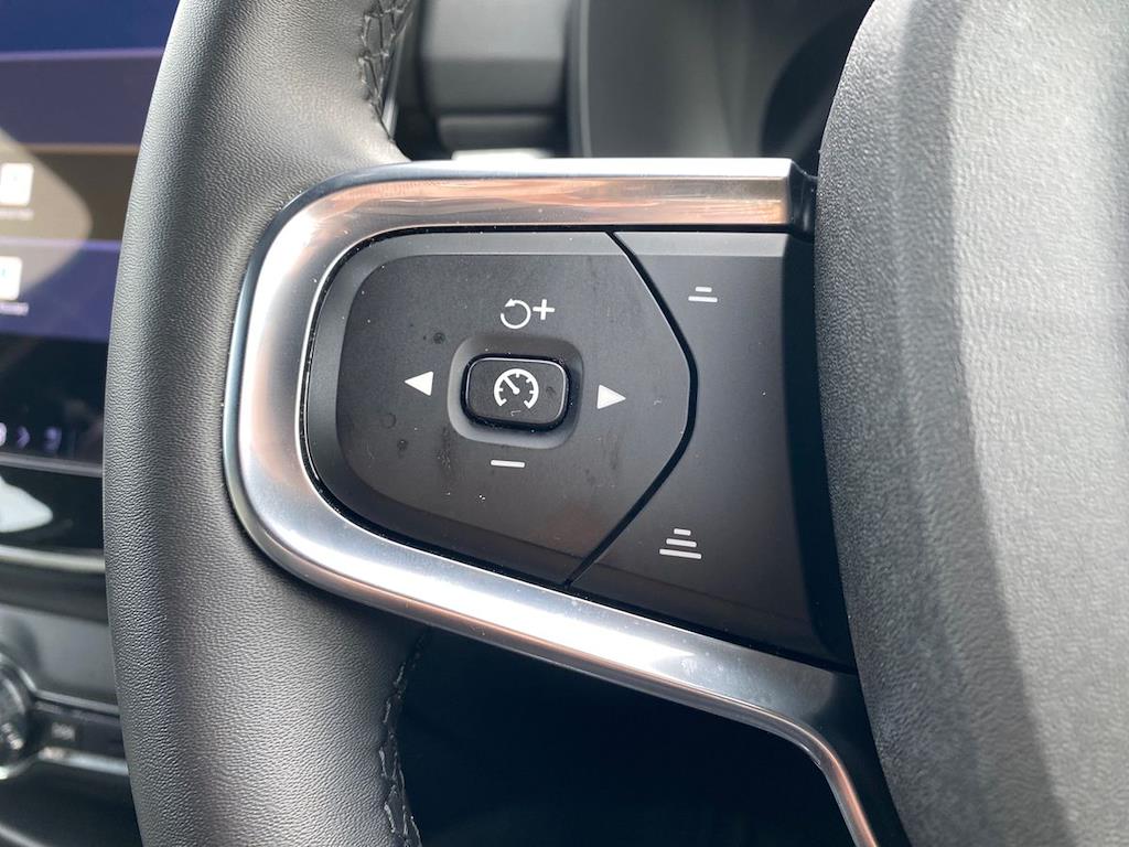 Used Volvo XC40 2024 for sale - 76543045: Photo 29